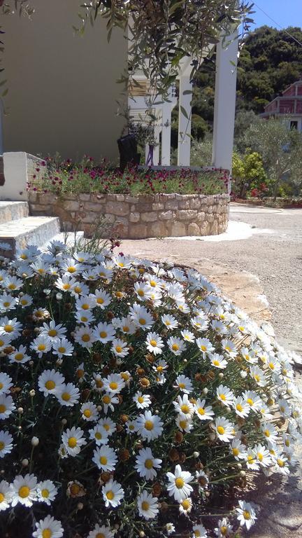 Guest House Solive Himare Exterior foto